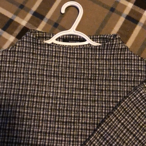 NWOT soft, fuzzy short sleeve sweater - Picture 2 of 6